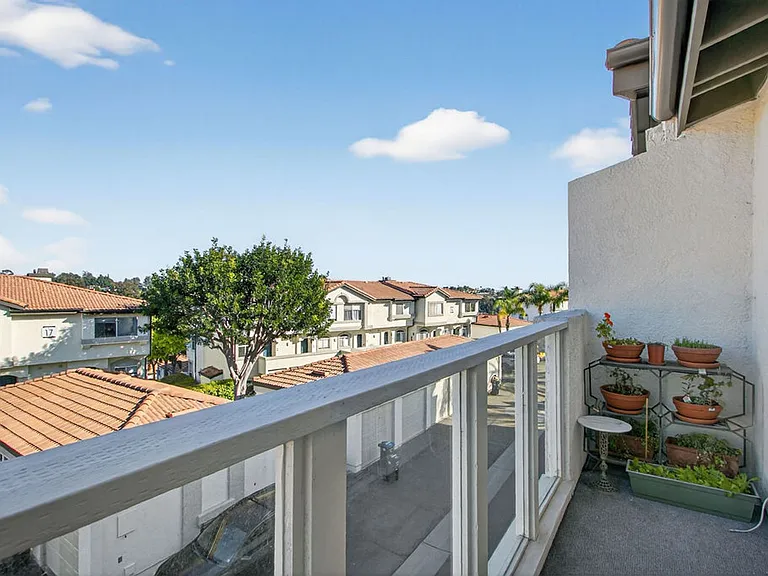 30902 Club House Dr #2G-1 — Photo 34