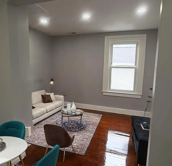 15 Hallock St #2 — Photo 2