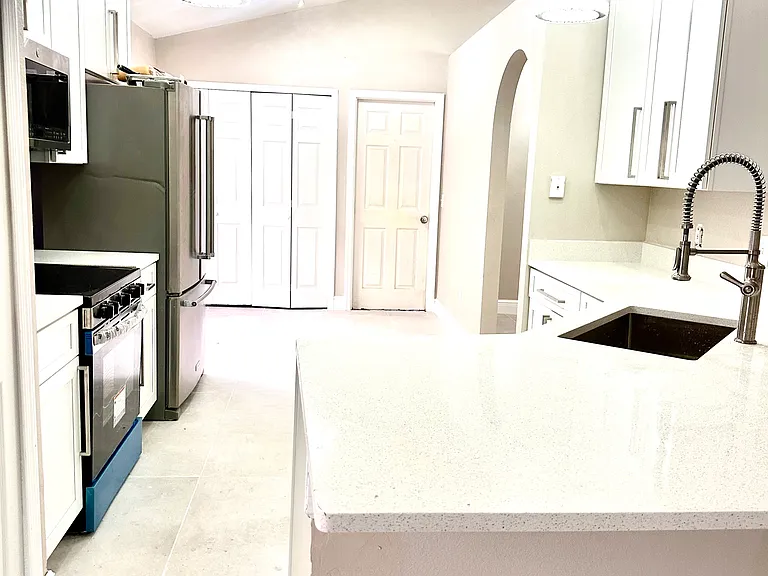 700 Brightview Dr — Photo 8