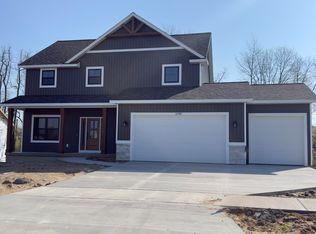 11792 Everett Ave, Allendale, MI 49401