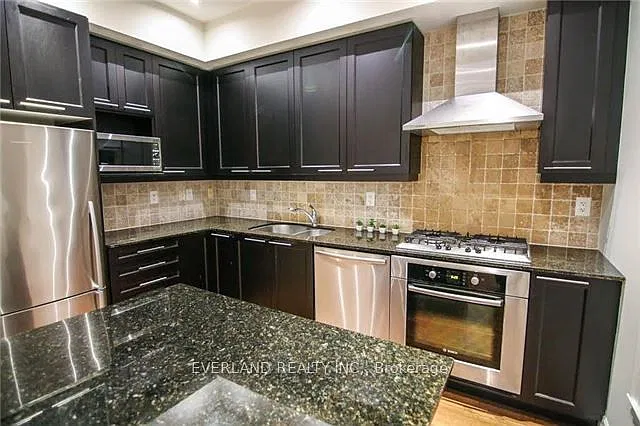 3 bed, $4,500 — Photo 4