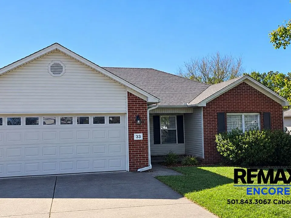 33 Tulip Ln