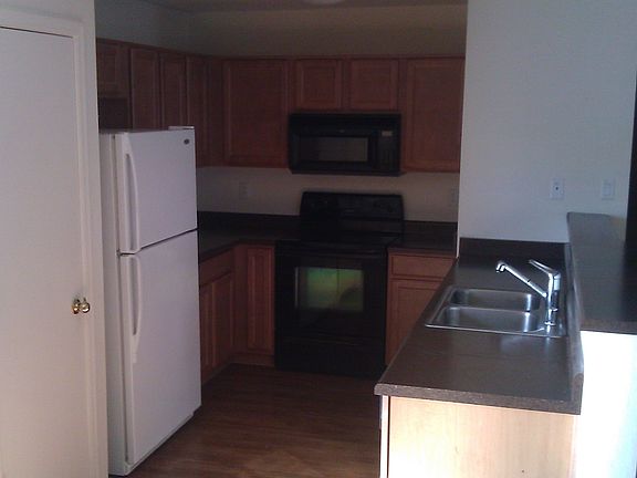 3rd image of 12517 W Lisbon Ln