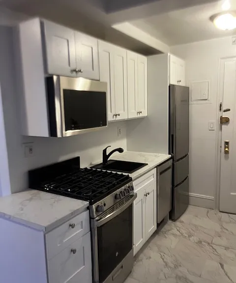 50 W 72nd St #1509 — Photo 6