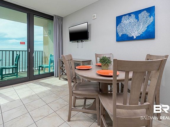 5th image of 533 W Beach Blvd #704