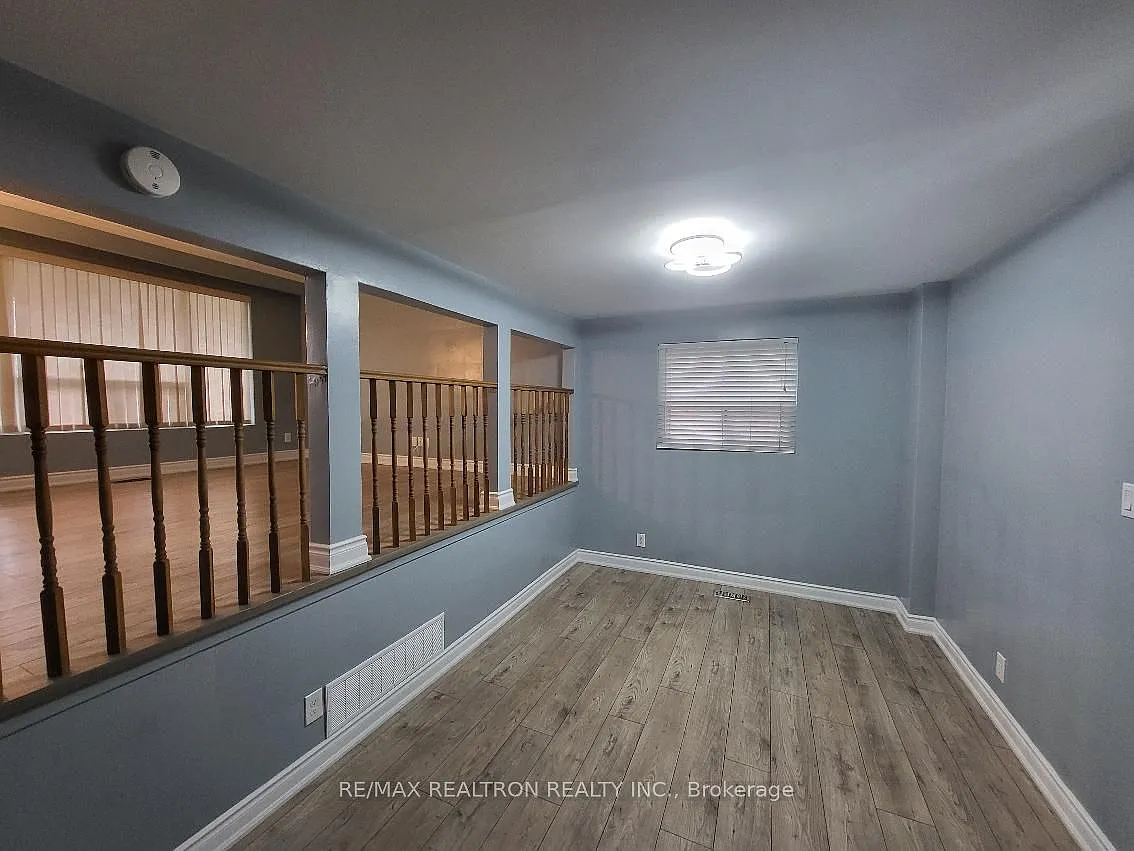 4 bed, $2,600 — Photo 4