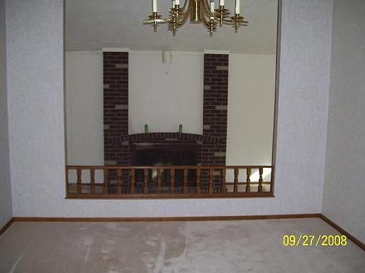 2nd image of 871 S Western Ave