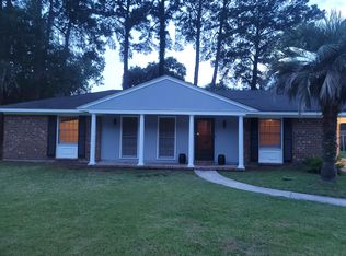 3 San Anton Dr, Savannah, GA 31419
