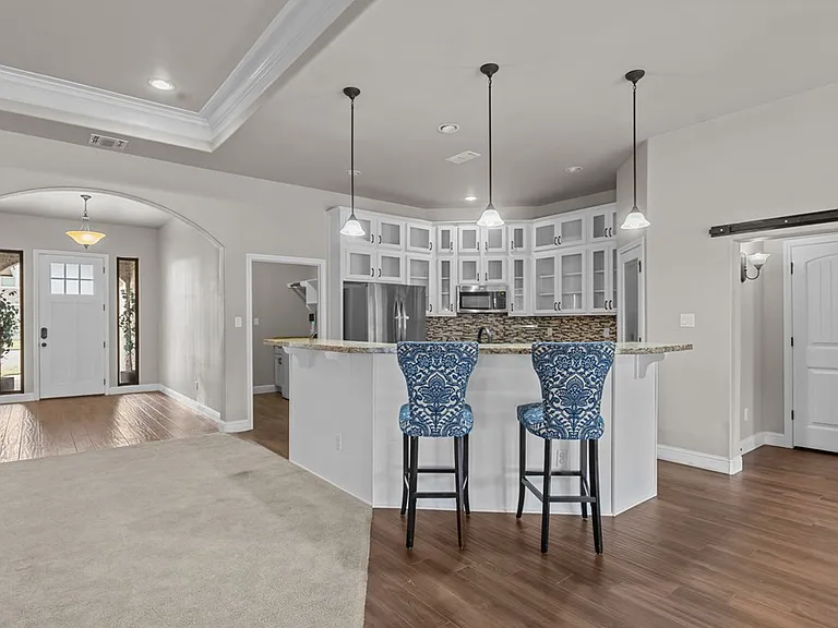 49 Berkshire Cir — Photo 9