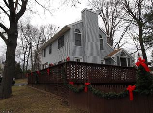 14 Hillside Ave, Franklin, NJ 07416