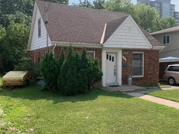 342 King St N, Waterloo, ON N2J 2Z2