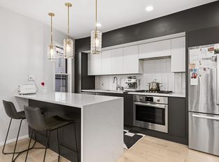 67 Walker St APT 2, Cambridge, MA 02138