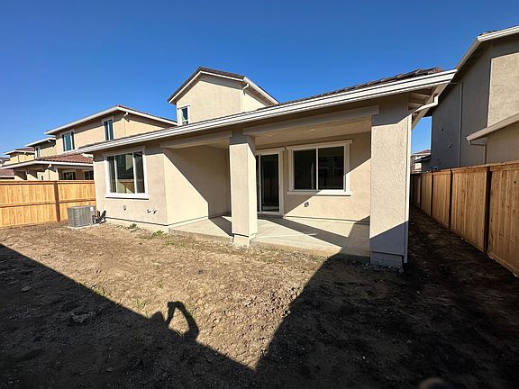 3rd image of 5937 Filial St
