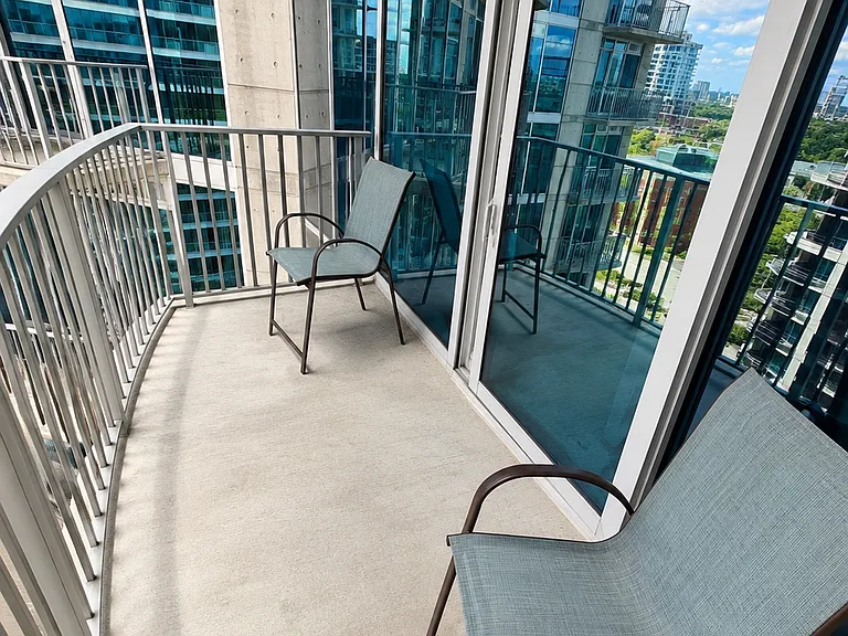 400 W Peachtree St NW — Photo 10