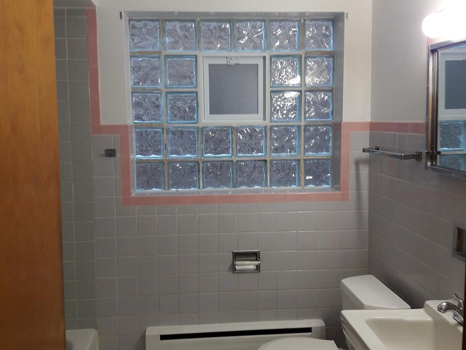 1st image of 5808 W Montrose Ave #1E