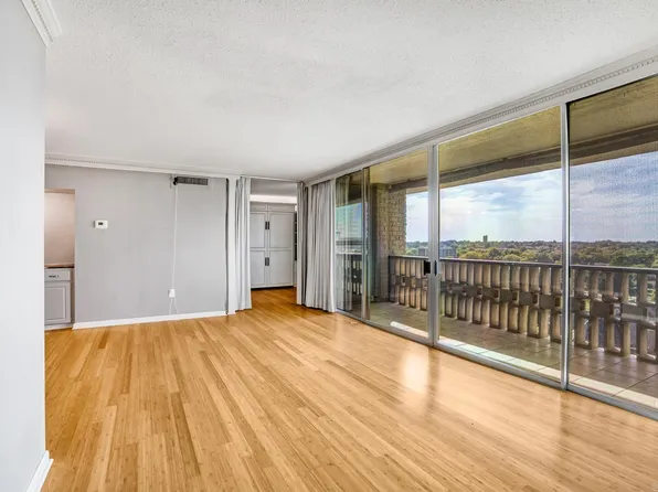 700 E 9th St APT 13L, Little Rock, AR 72202