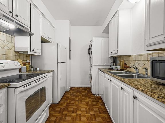 5th image of 2529 Rio Grande St APT 12