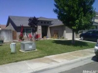 729 Wine Cellar Ct, Los Banos, CA