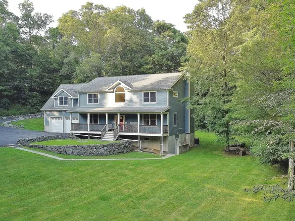 11 Spruce Mountain Drive, Putnam Valley, NY 10579