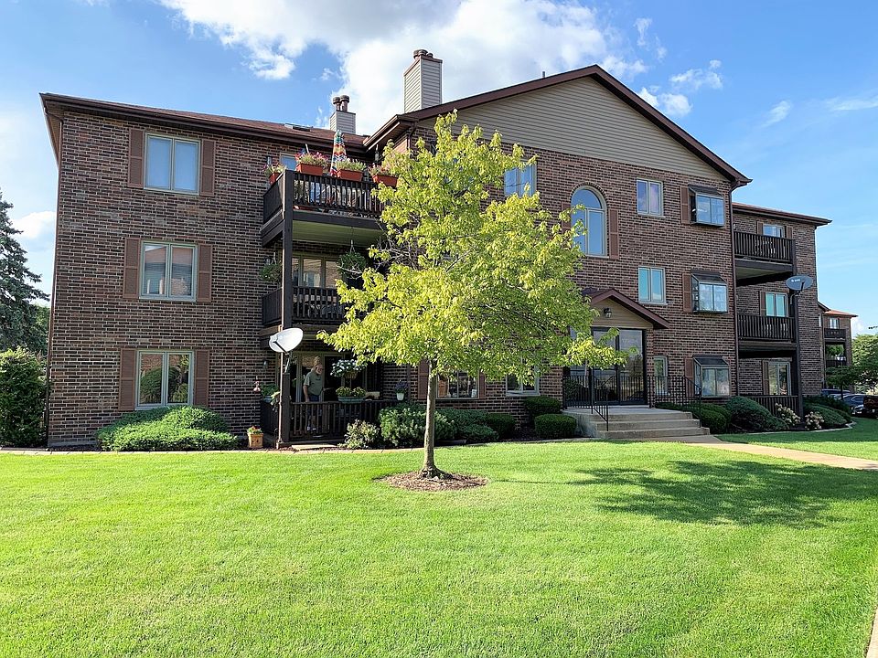 1st image of 17230 Ridgeland Ave APT 1N