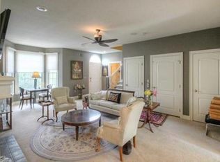 9843 N Montclair Ave, Kansas City, MO 64154