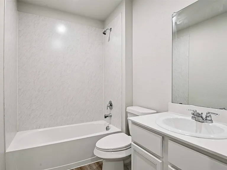 844 Jett Dr — Photo 17