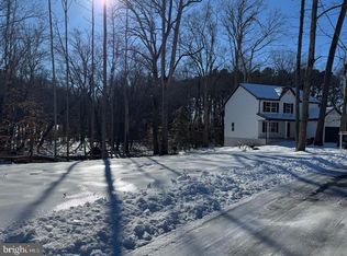 2-sty Colonial, Felton, DE 19943