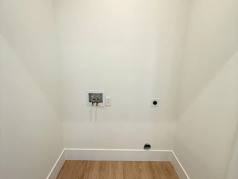 1448 Lexington Ave #C — Photo 7
