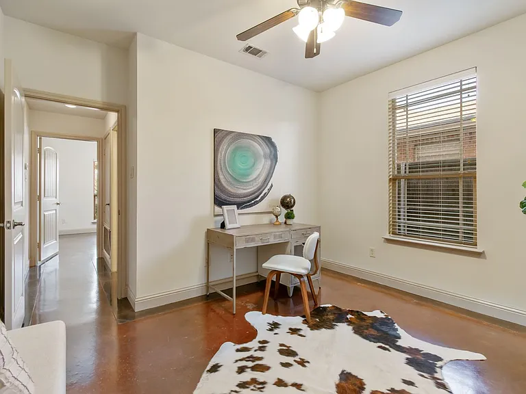 3239 S University Dr — Photo 21