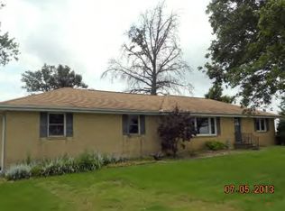 4413 W Andrews Street Rd, Macon, IL 62544