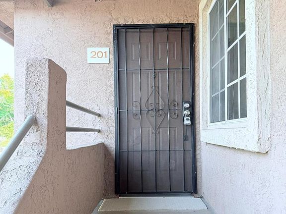 4th image of 705 Paso De Luz Unit 201