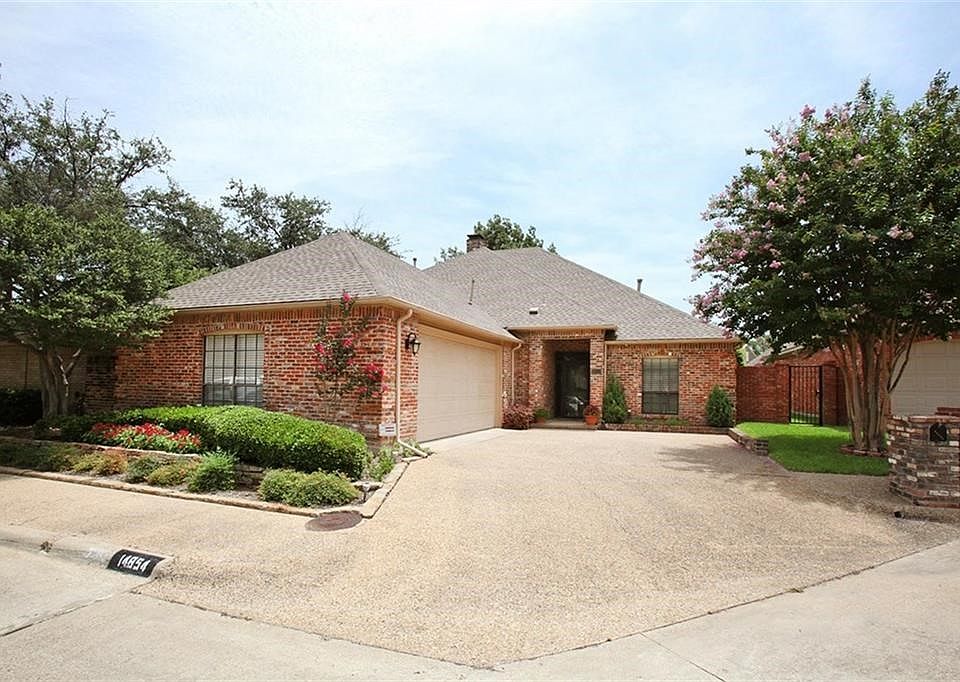 1st image of 14854 Oaks North Pl
