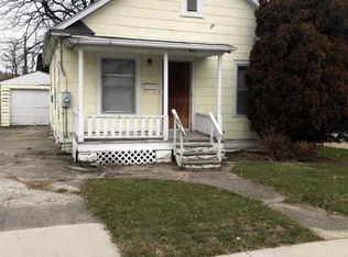 617 Salter Ave, Rockford, IL 61102