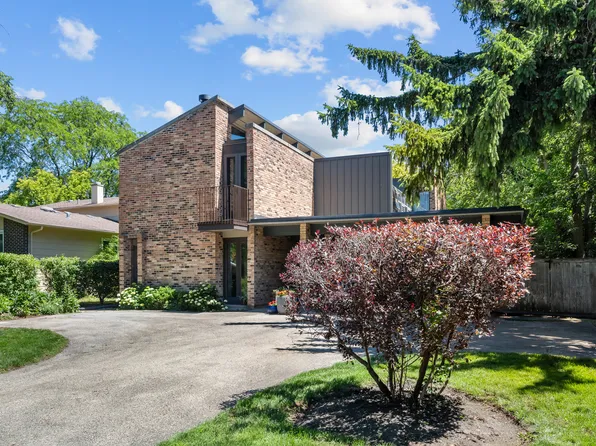 365 Green Bay Rd, Highland Park, IL 60035