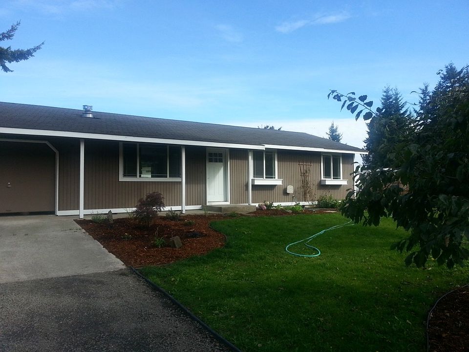 2nd image of 140 Thomas Dr
