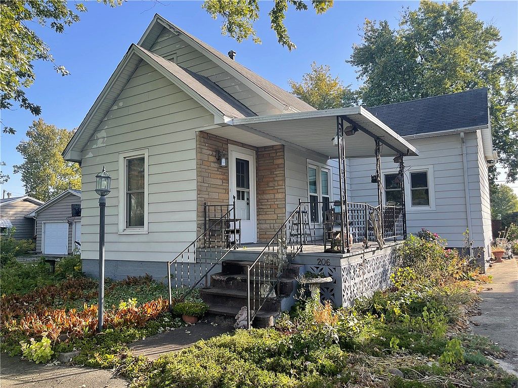 206 N Jefferson St, Fithian, IL 61844 Zillow