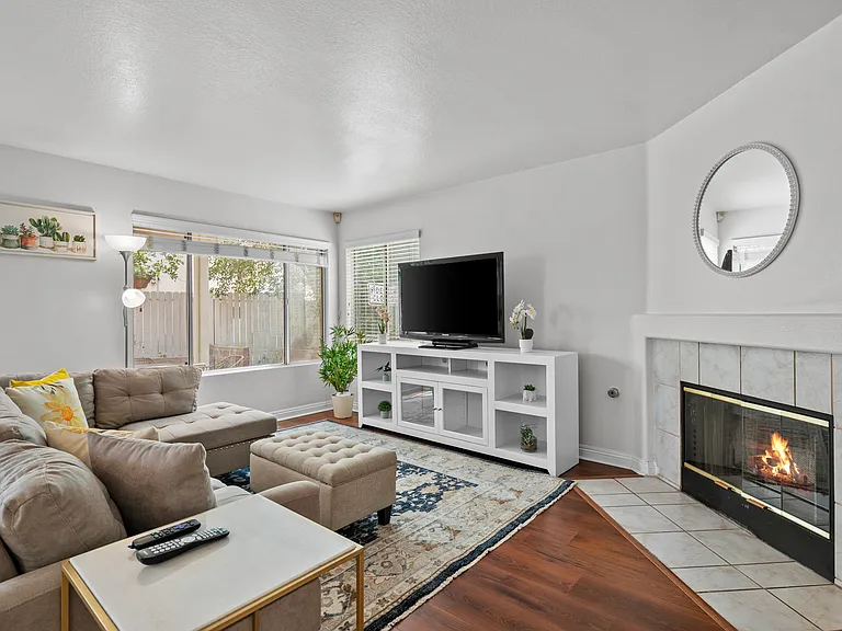 613 Towergrove Dr — Photo 32
