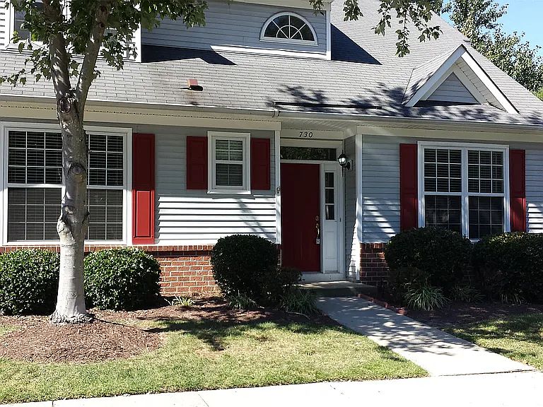 1st image of 730 Windbrook Cir