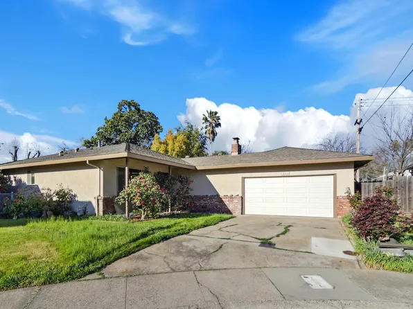 230 N Brady Ct, Sacramento, CA 95820