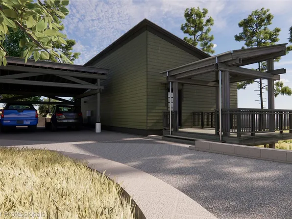 3039 McCormick Dr, Waterford, MI 48328