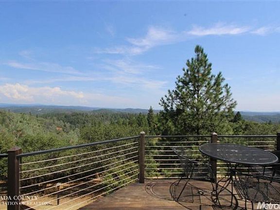 2nd image of 15560 Ponderosa Ln