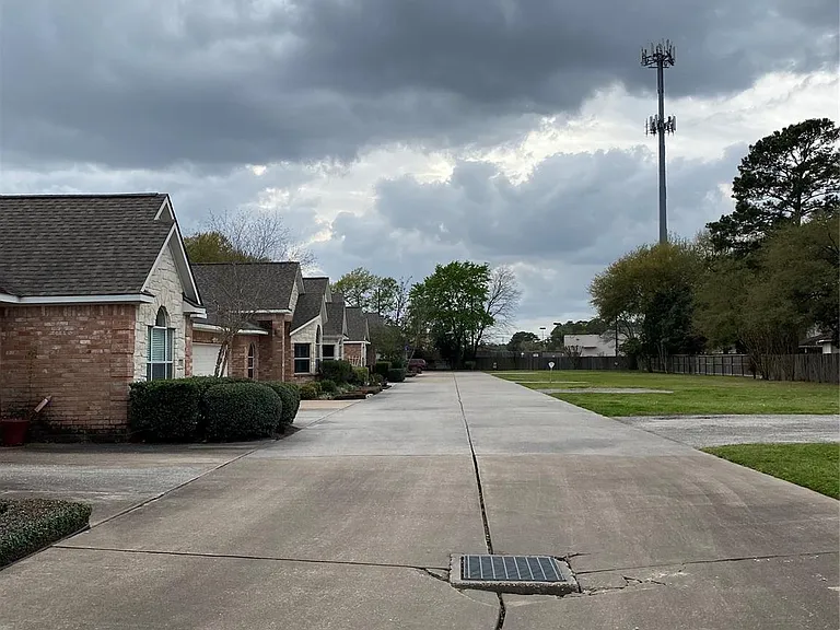 10723 Norchester Village Dr — Photo 3