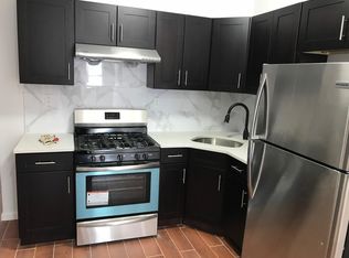 1674 Stephen St APT 2R, Ridgewood, NY 11385