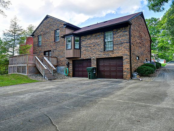 2nd image of 12000 Hillrose Cir