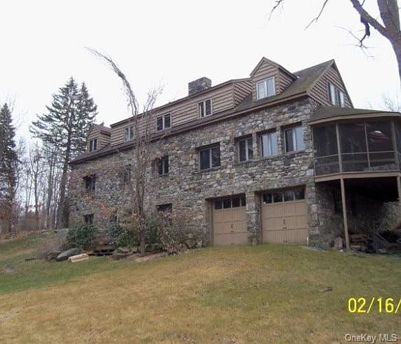 2nd image of 509 E Branch Rd