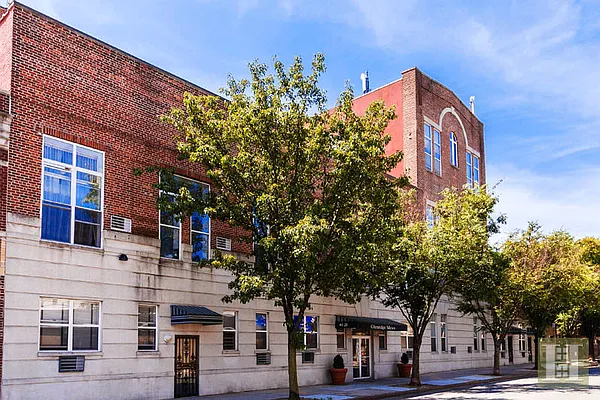 Sold by Halstead Real Estate | media 24