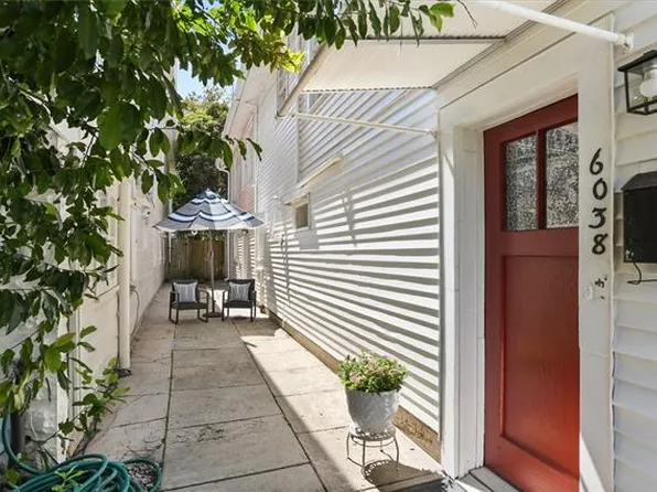 6038 Laurel St, New Orleans, LA 70118