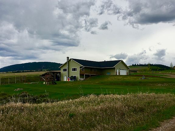 3rd image of 553 N Sprague Creek Dr