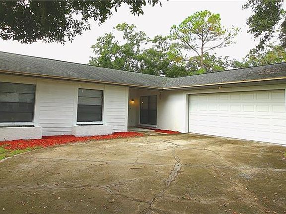 2nd image of 15712 Cashmere Ln