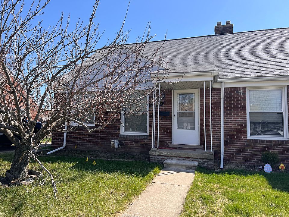 1st image of 23040 Brittany Ave